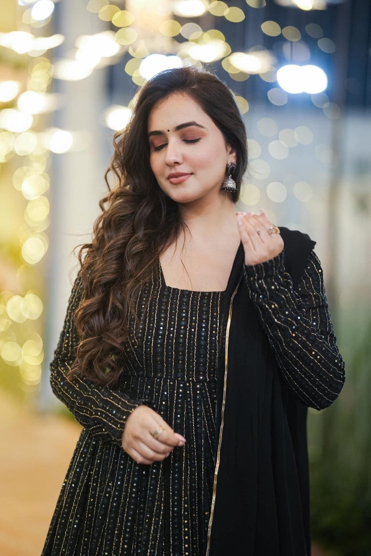 Night star black EMBROIDERED GEORGETTE SUIT SET