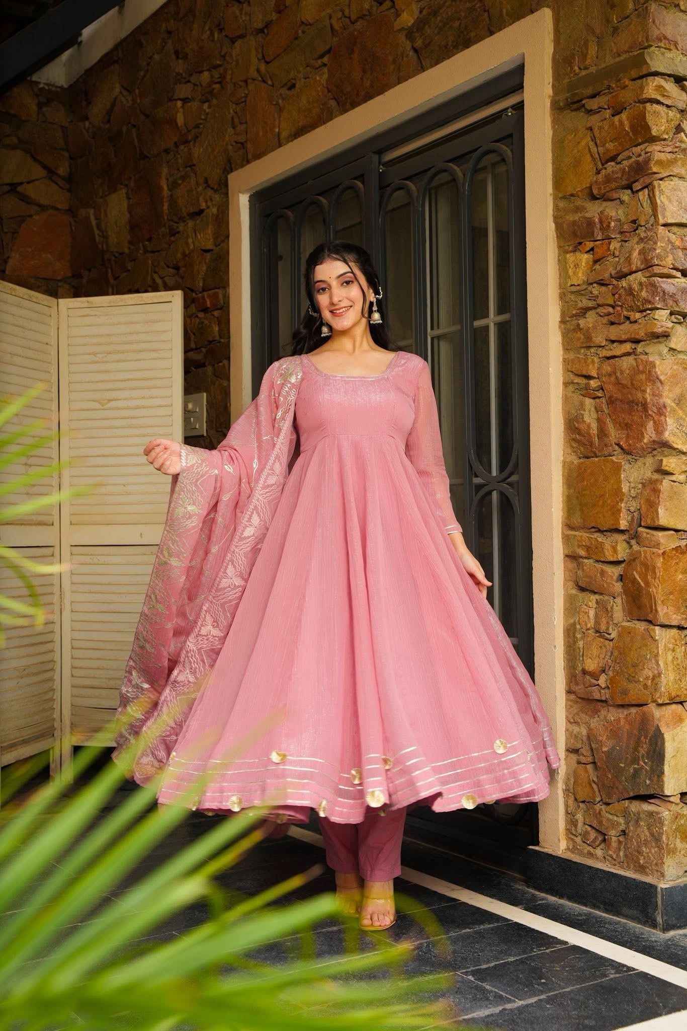 Rosy Raah Suit Set