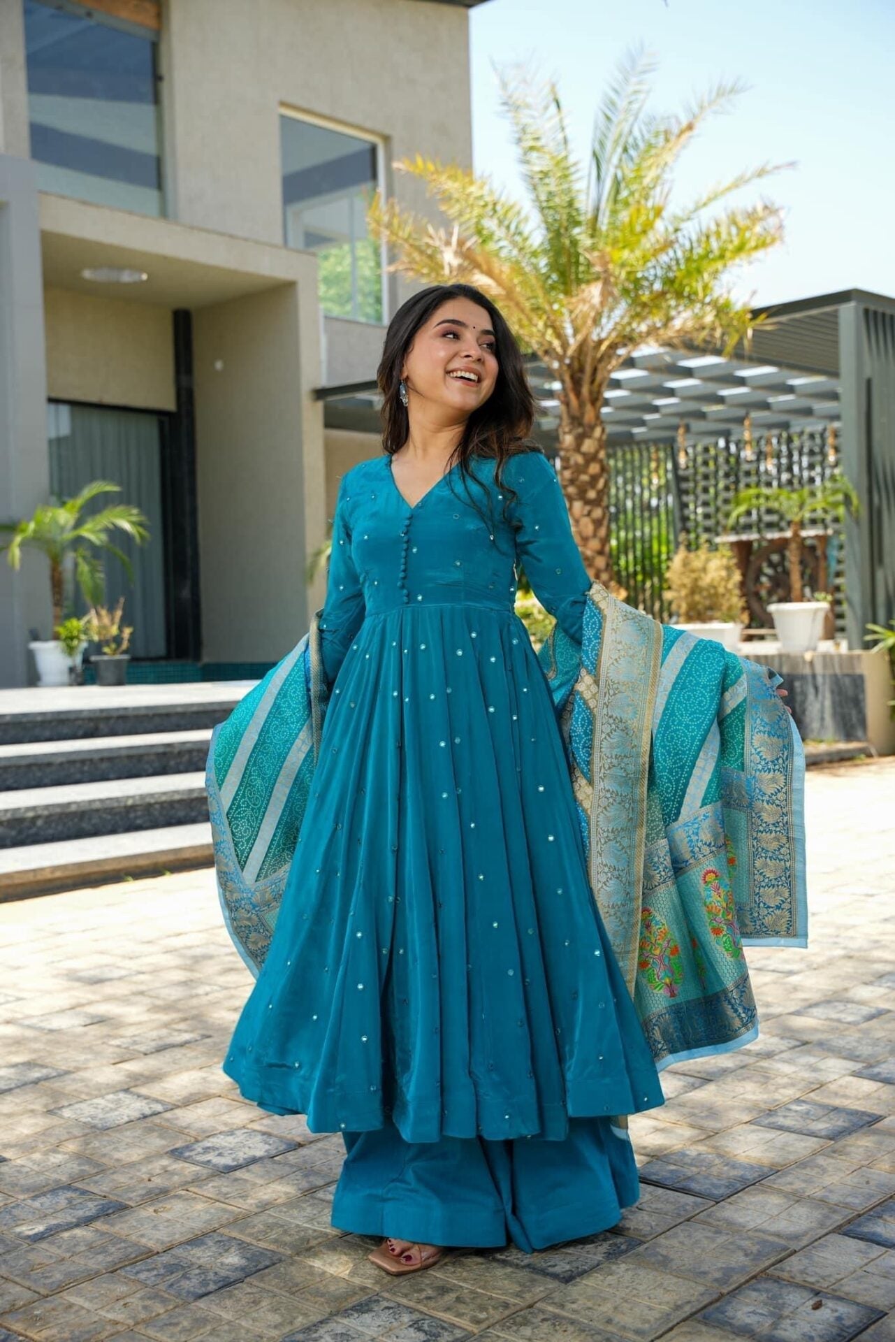 Arra blue suit set